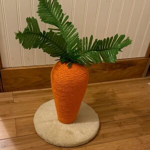 Orange Carrot-Shaped Cat Scratching Post